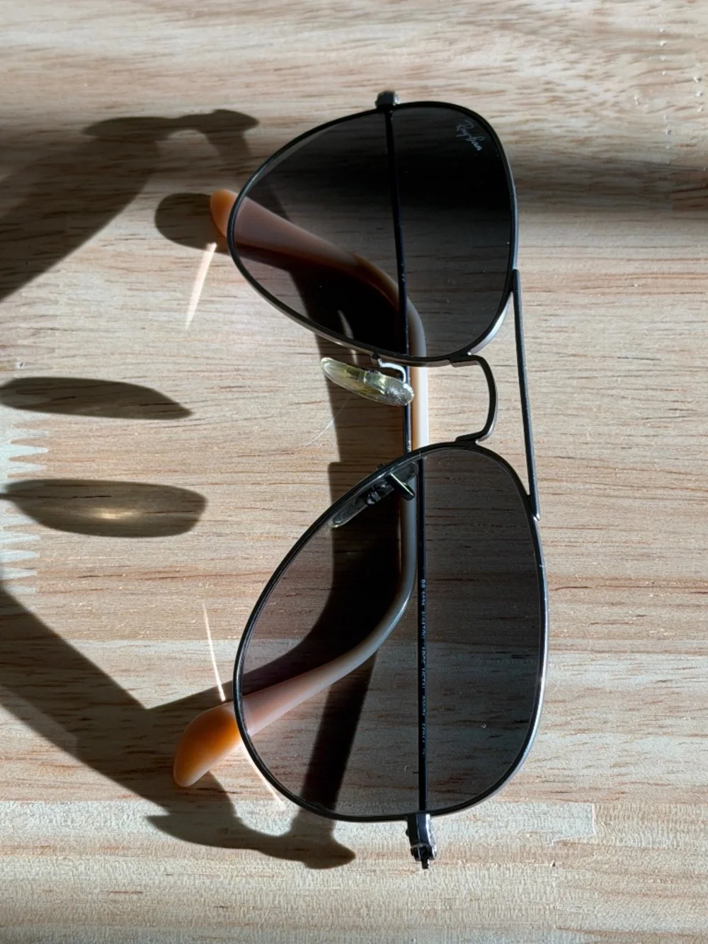 Ray-Ban details •	brand