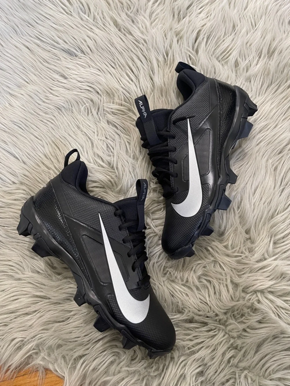 Nike men alpha