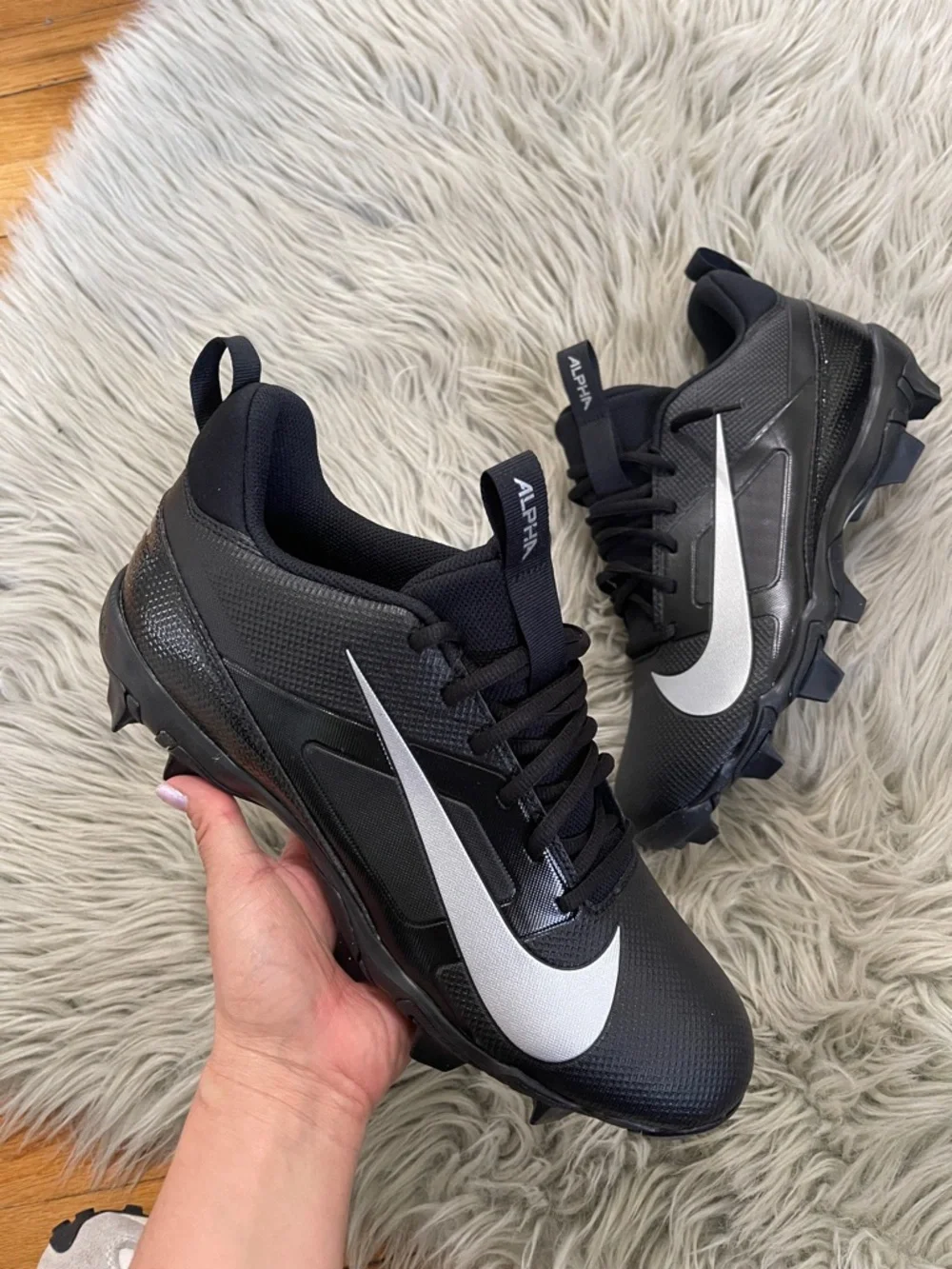 Nike men alpha