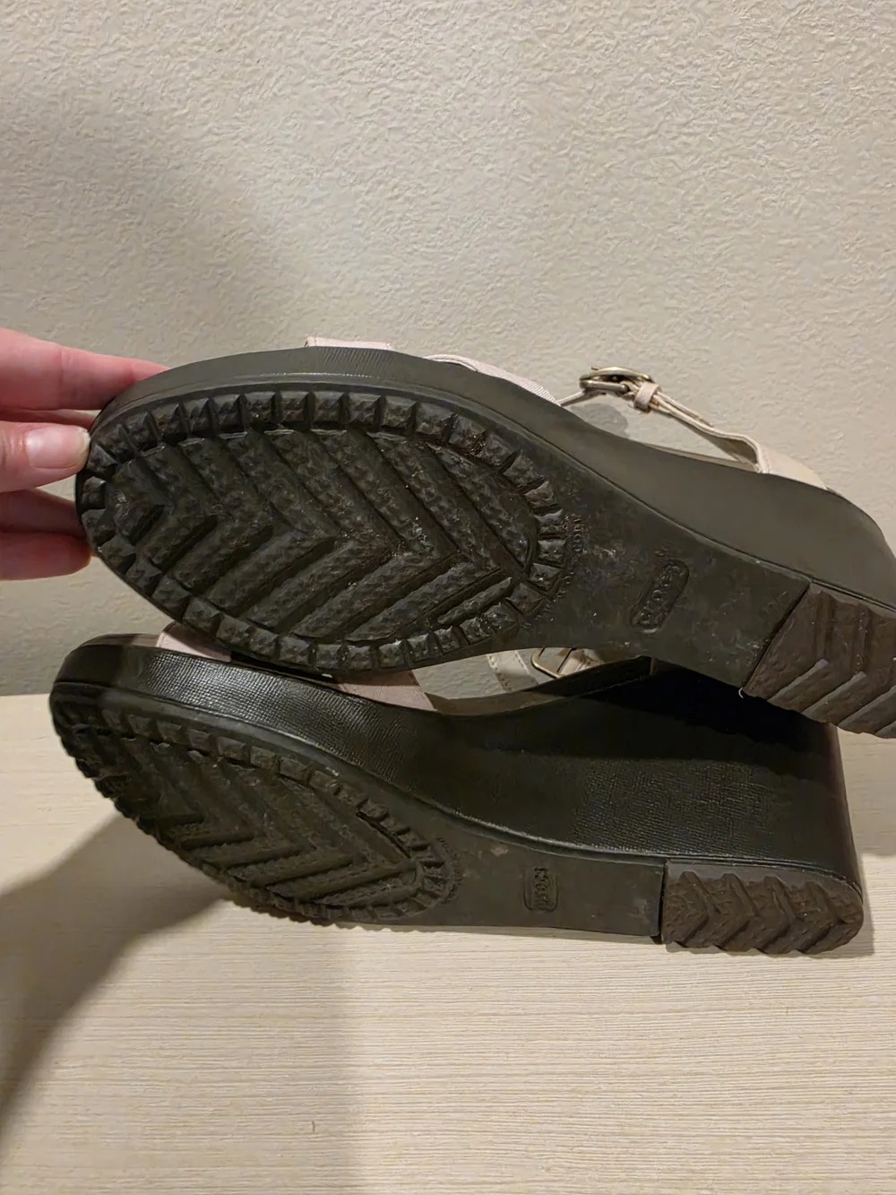 CROCS good pre