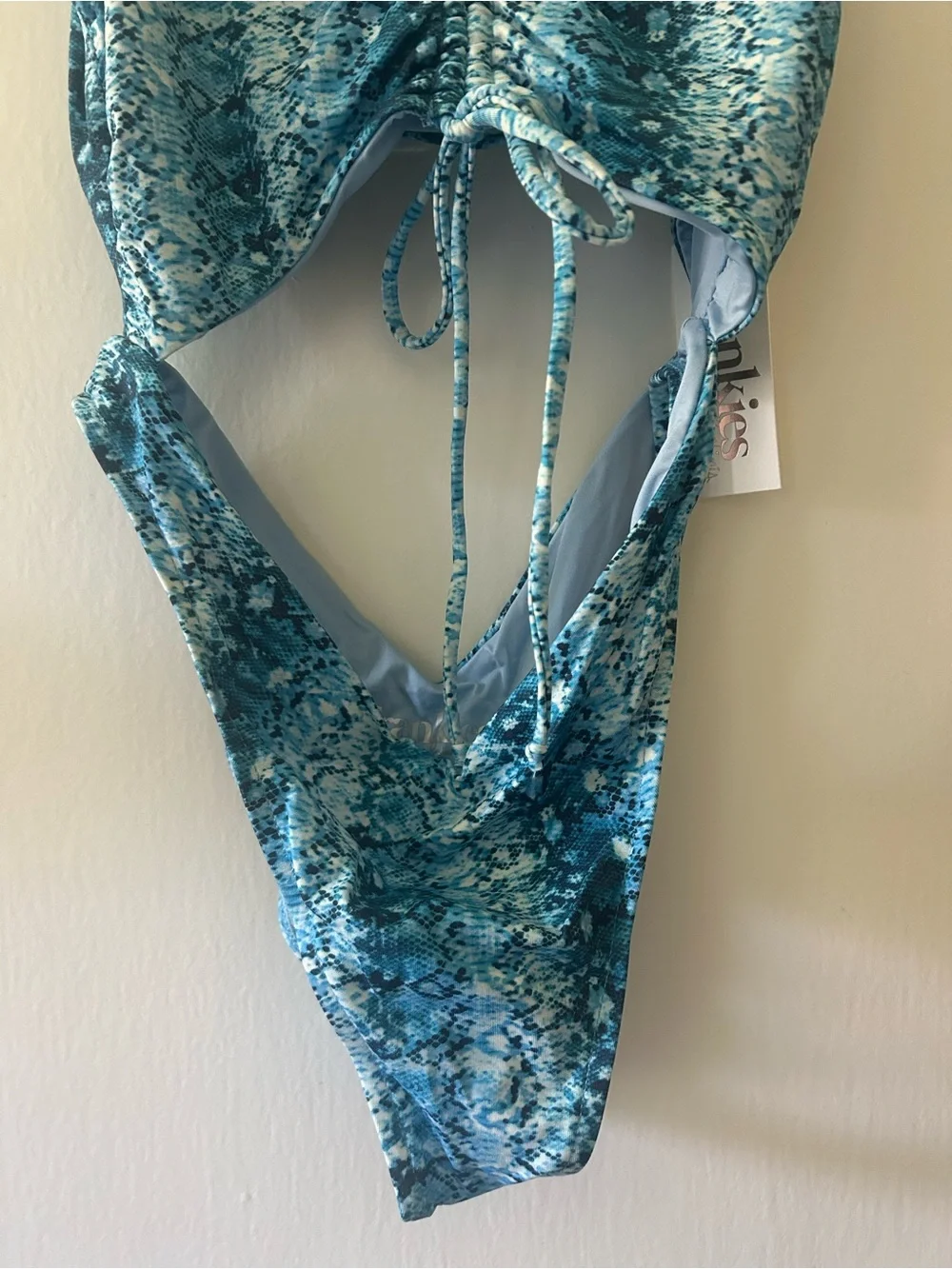 Frankies Bikinis nwt frankie