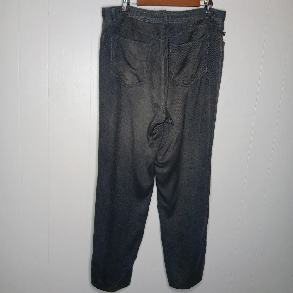 Tommy Bahama great pre