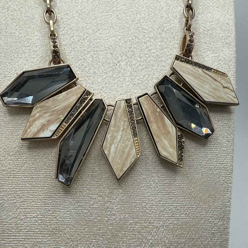 Kenneth Cole NY Gold Tone Summer Safari Geometric Bead Frontal Necklace 19-22