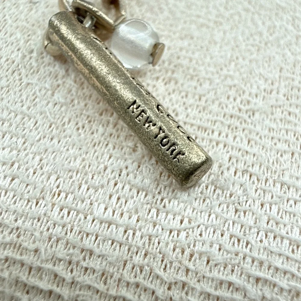Kenneth Cole kenneth cole