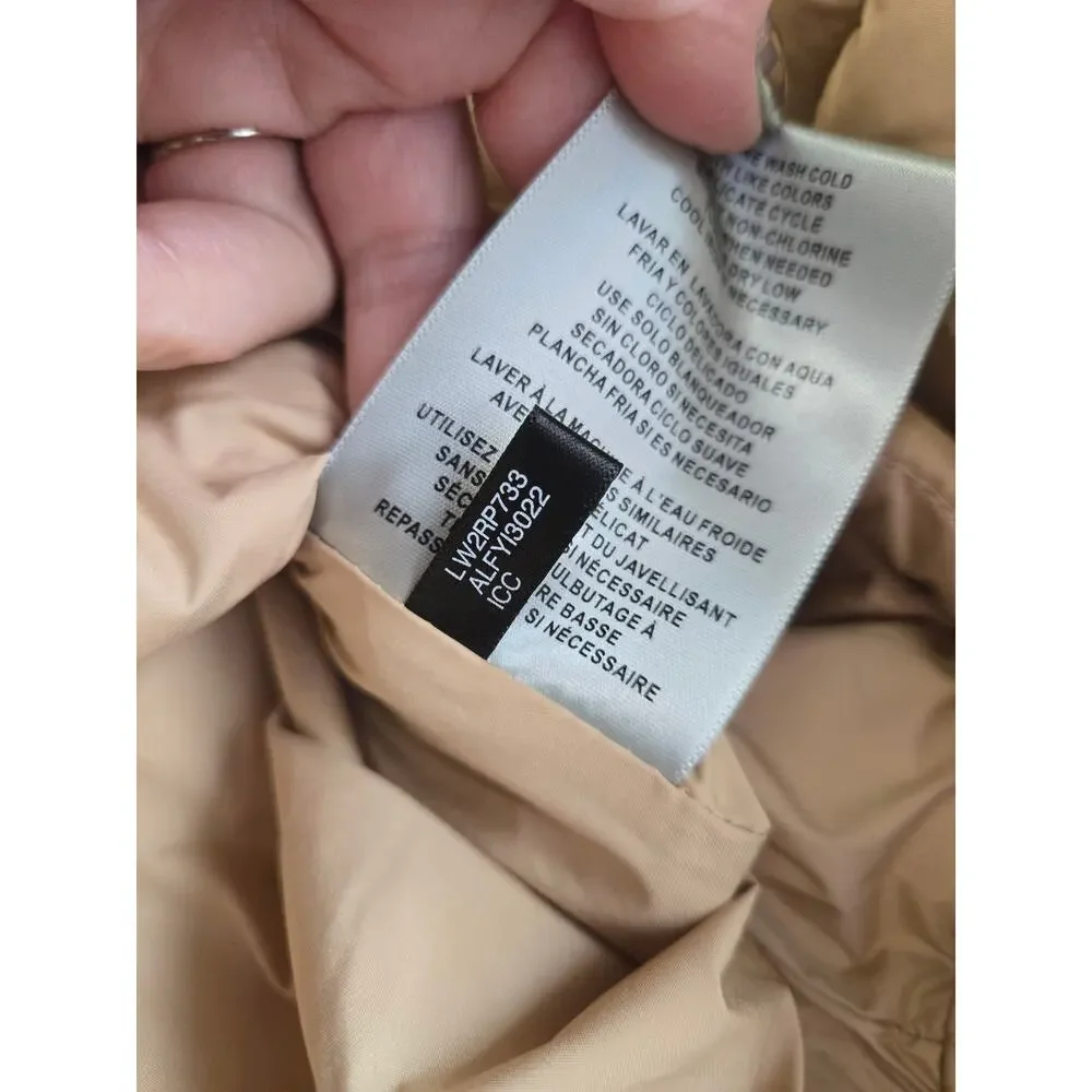 Levis levi ​tan
