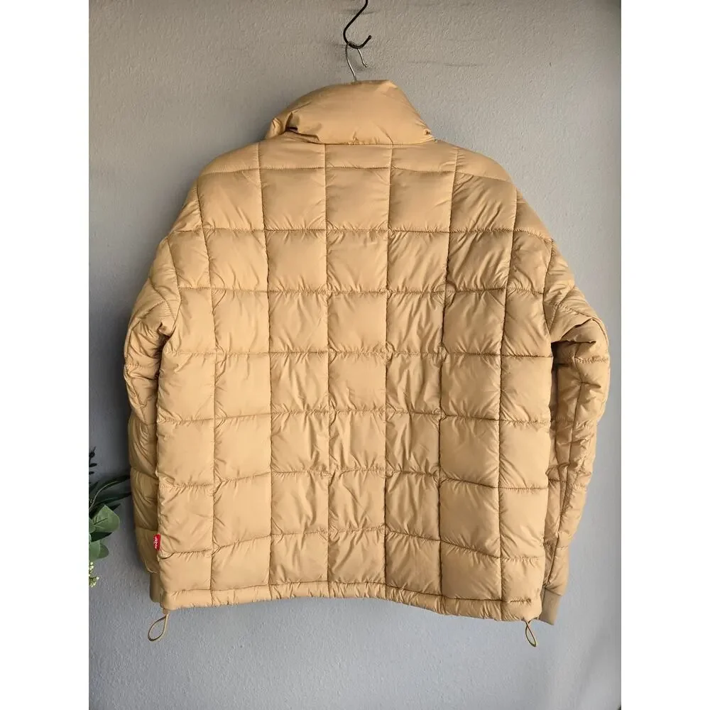 Levis levi ​tan