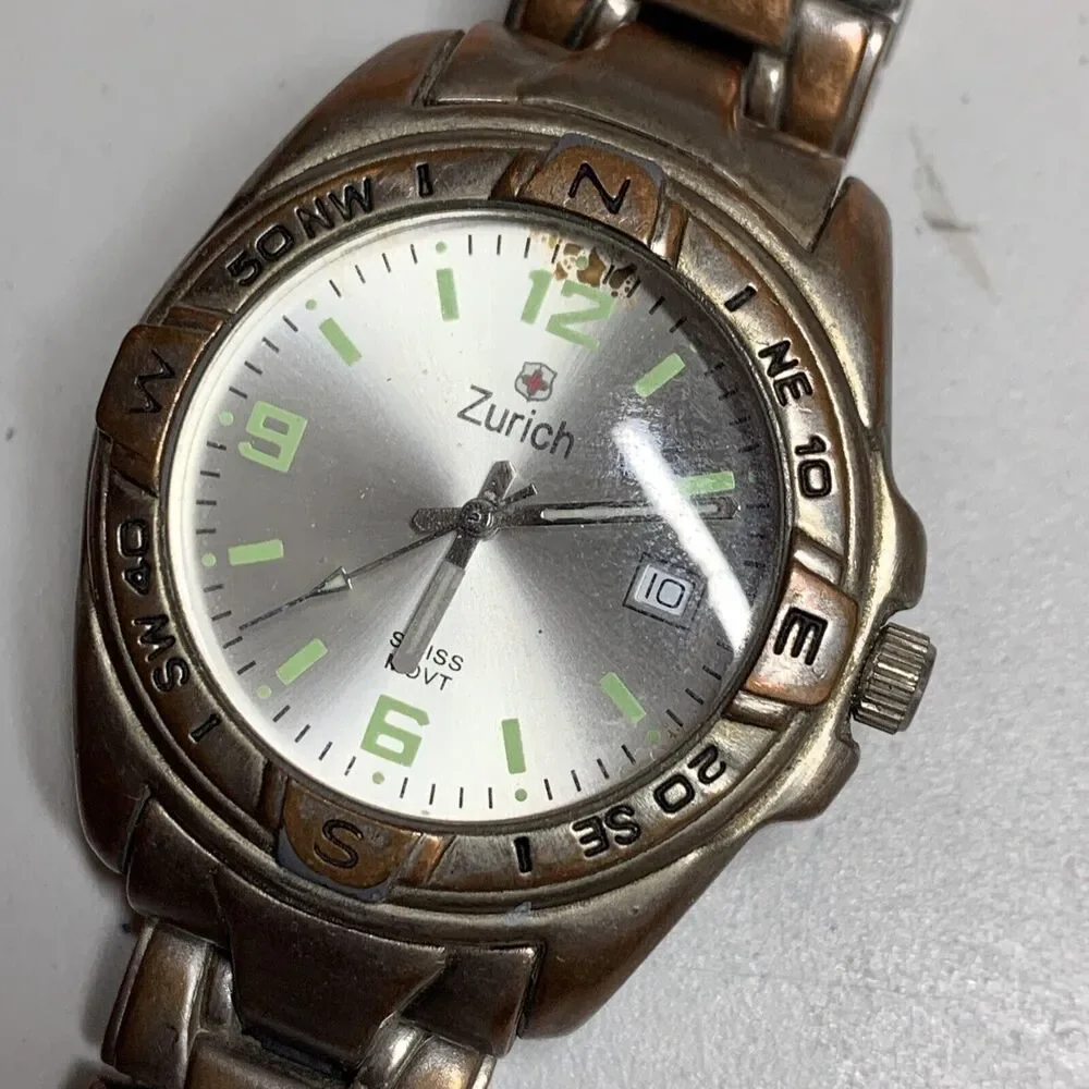 Zurich men watch
