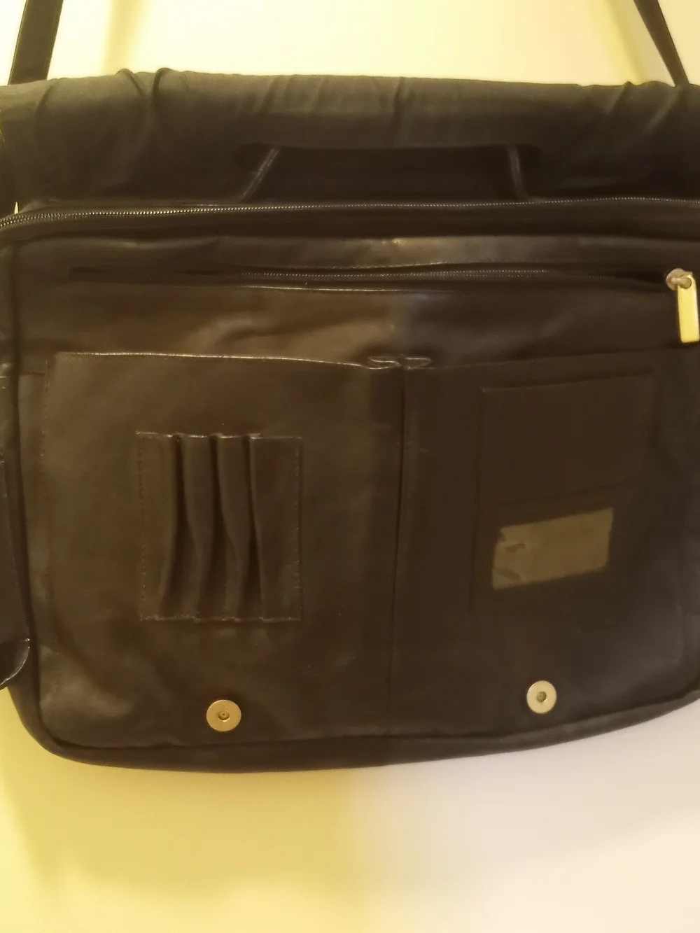 Lincoln Outfitters messenger bag