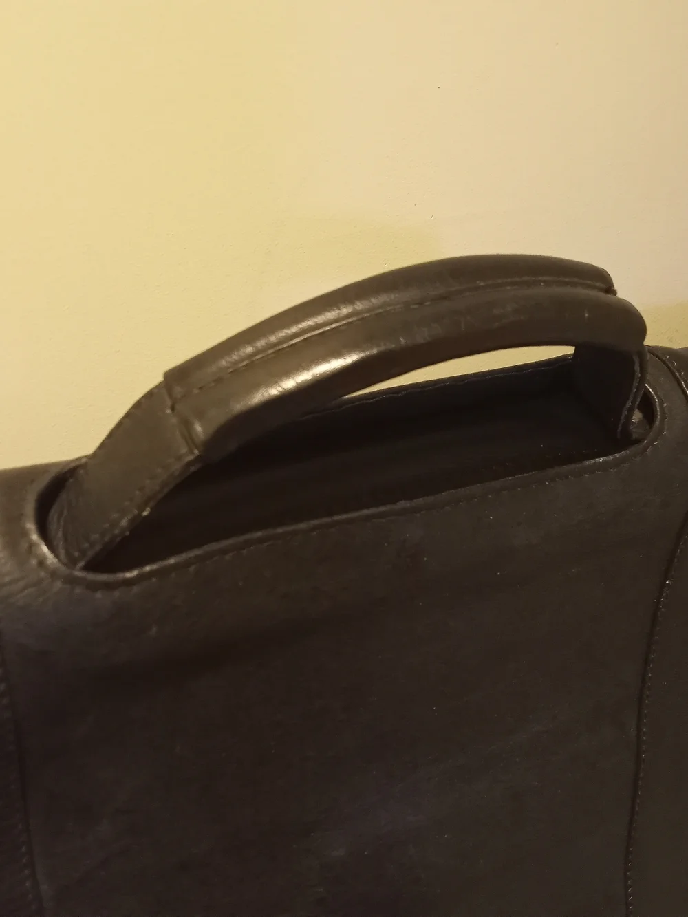 Lincoln Outfitters messenger bag
