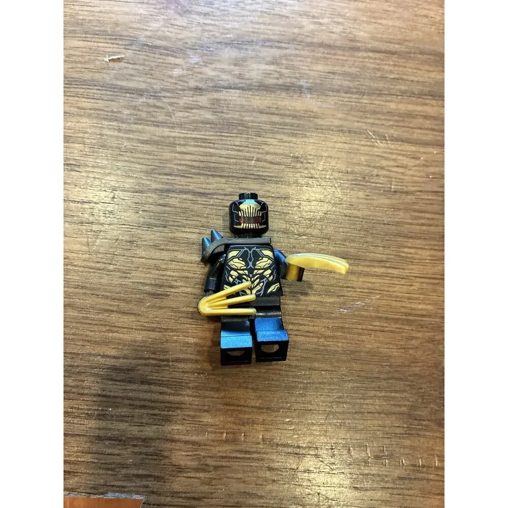 Lego outrider minifigure