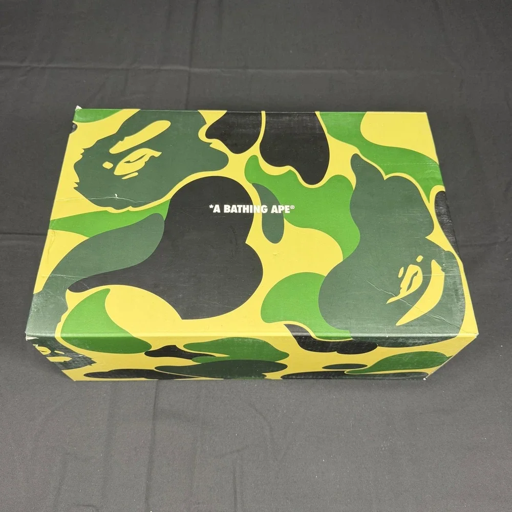 A Bathing Ape ** 100%
