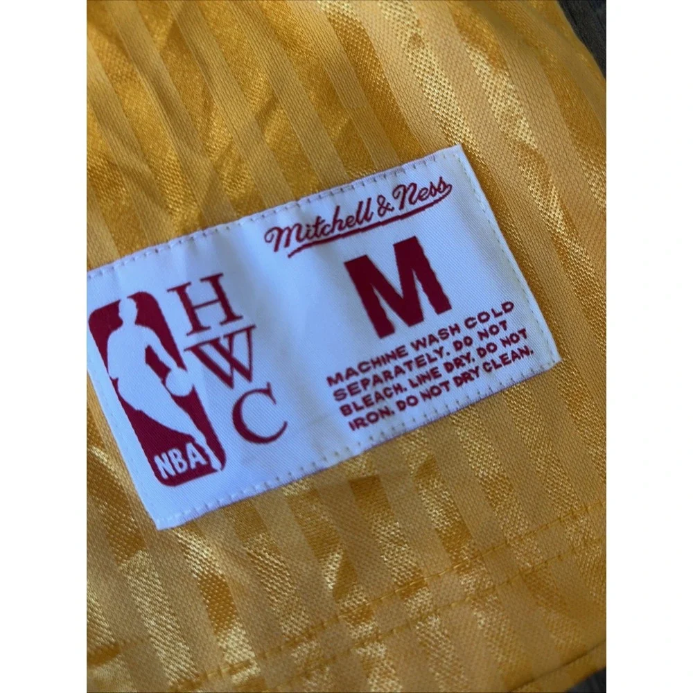 Mitchell & Ness product men