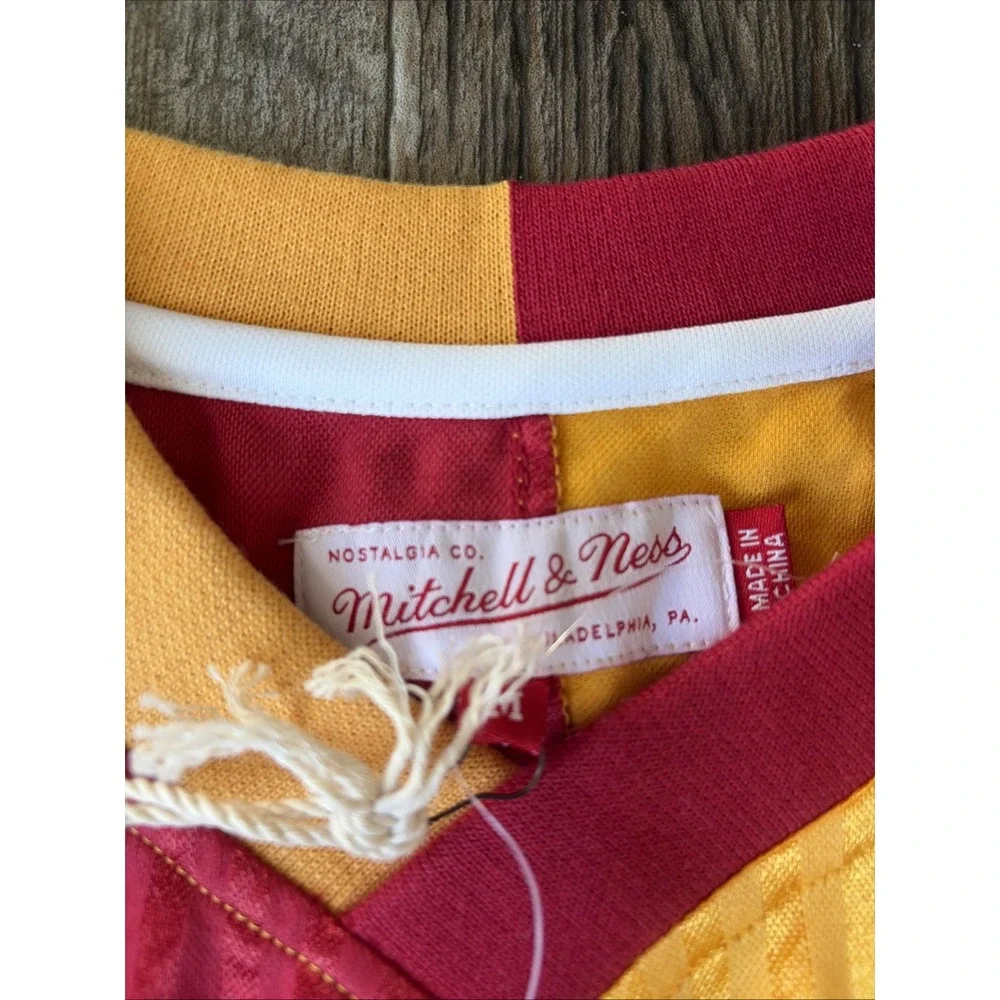 Mitchell & Ness product men