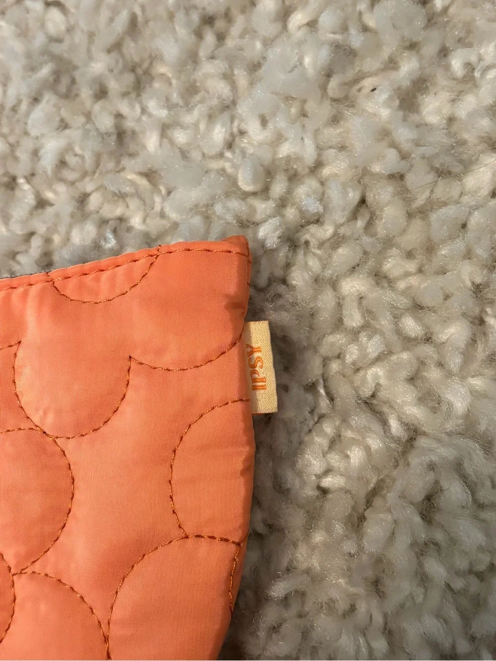 ipsy compact quilted