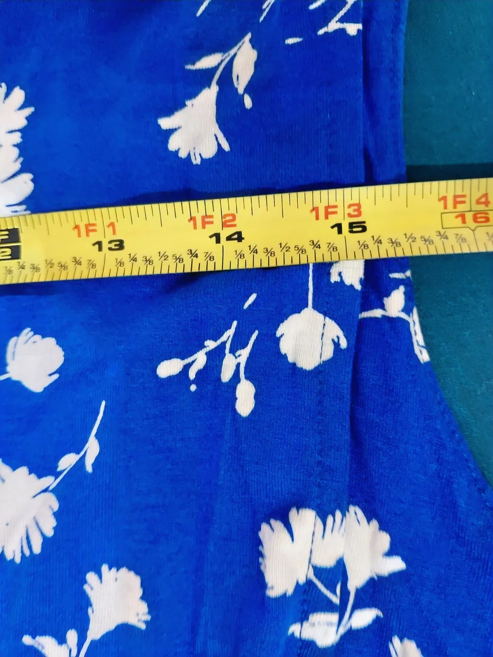 St. Johns Bay sleeveless scoop
