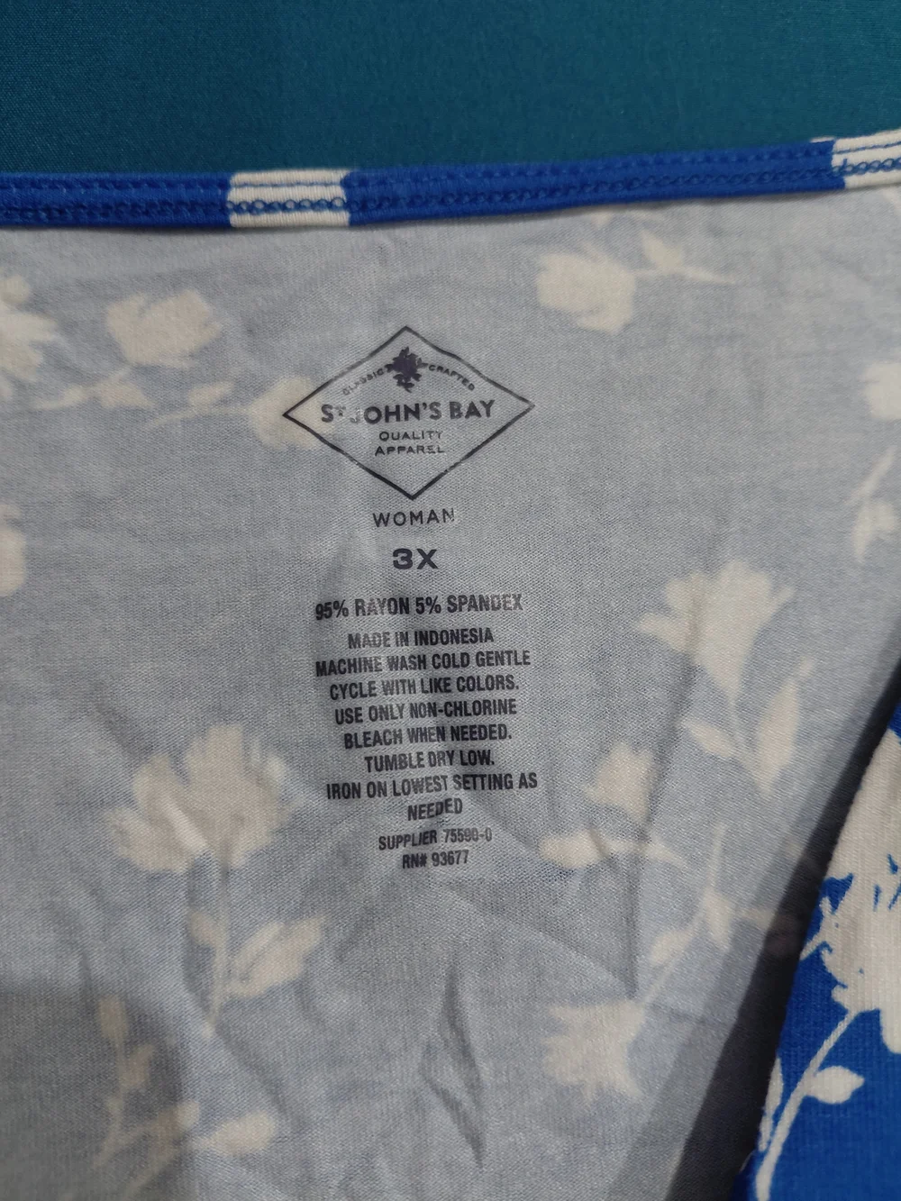 St. Johns Bay sleeveless scoop