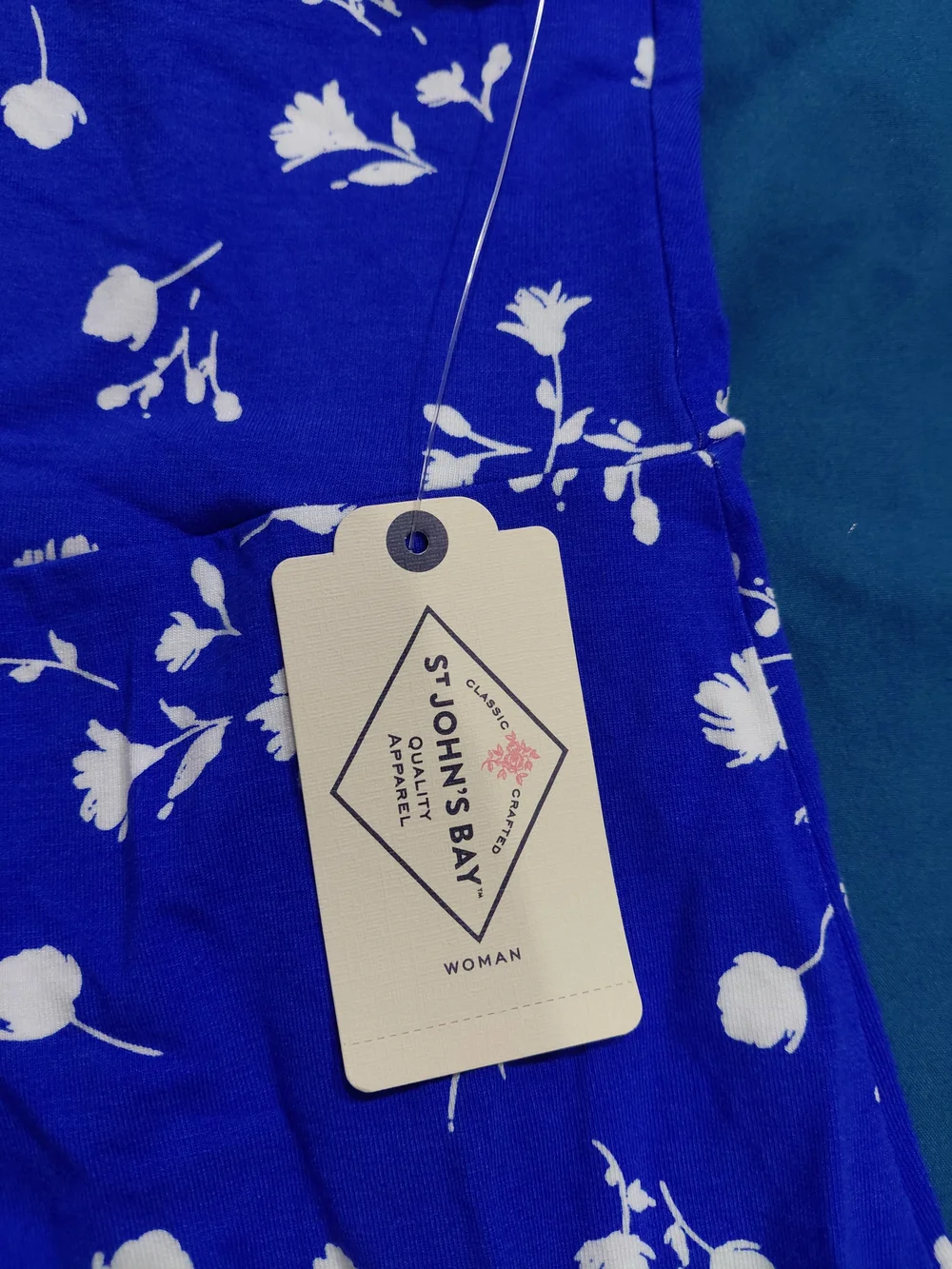 St. Johns Bay sleeveless scoop