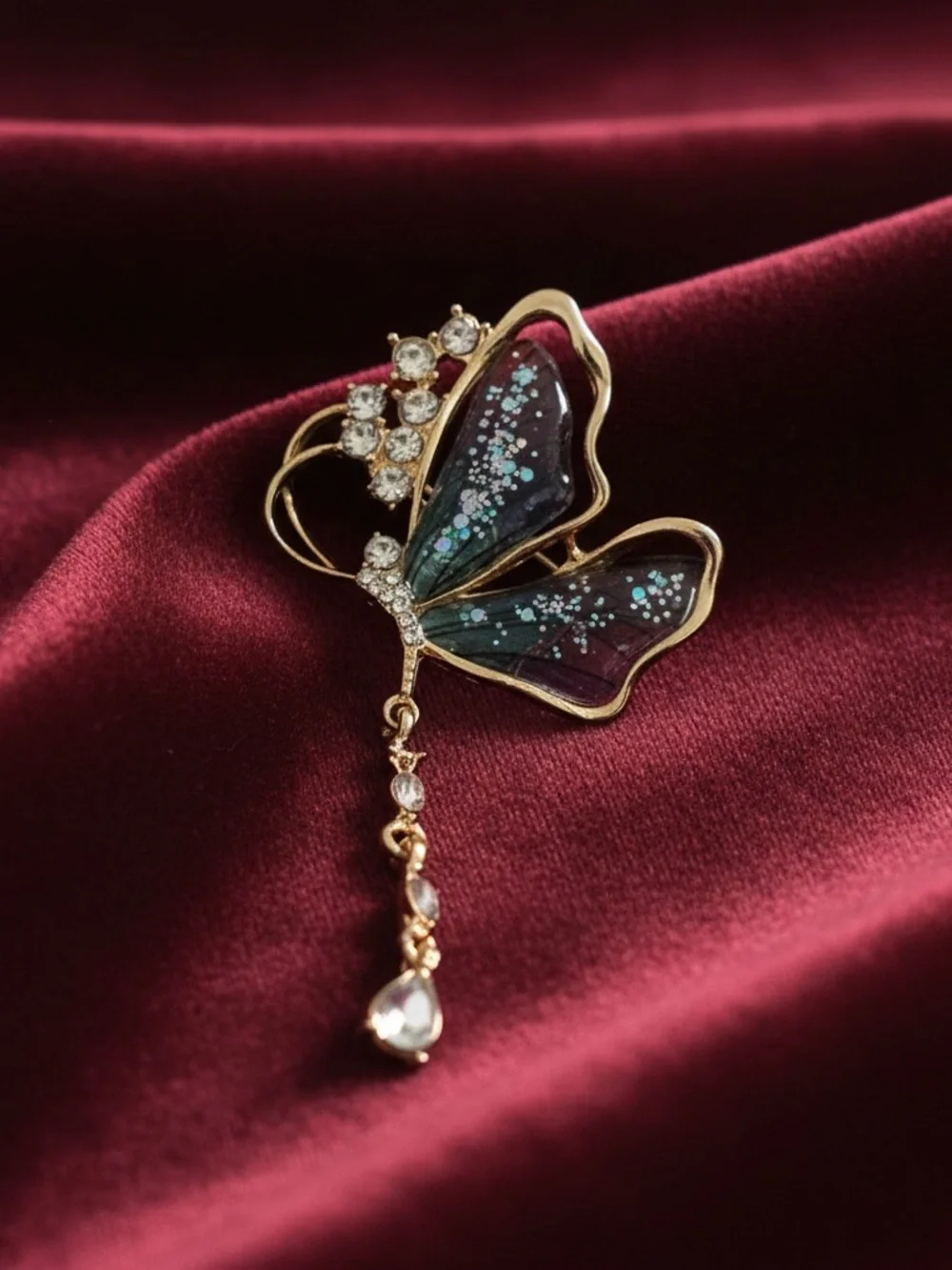 Elegant Butterfly Crystal Brooch - Multicolor Gold Tone