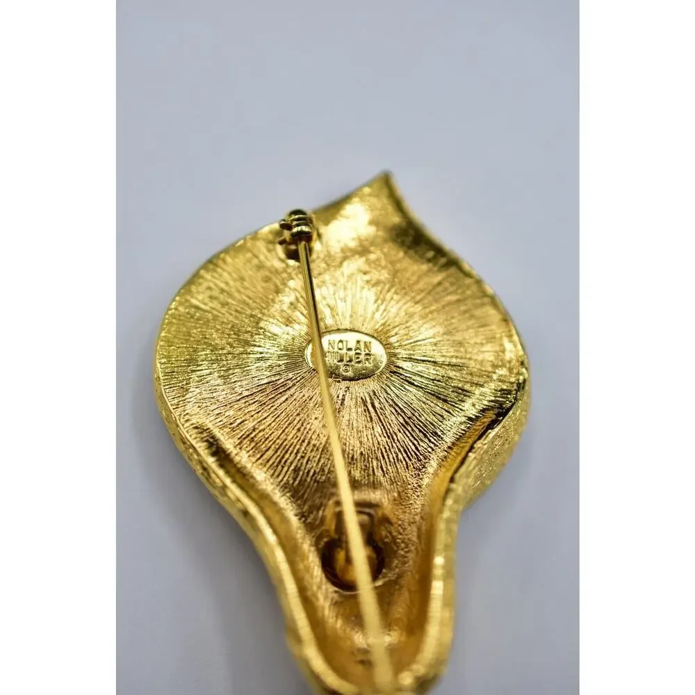 Nolan Miller stunning brooch