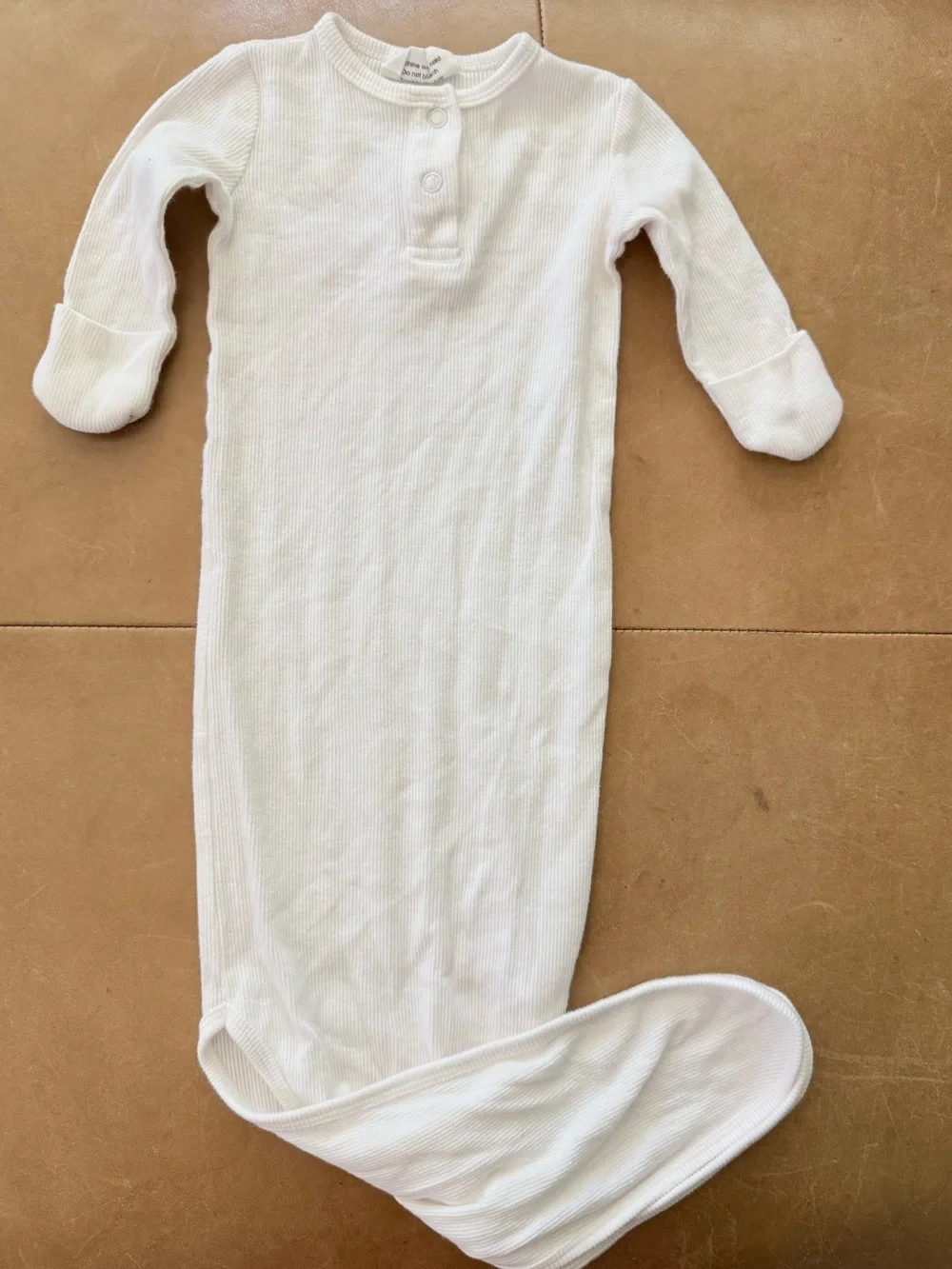 Sandstone Avenue White Gown 0-3M