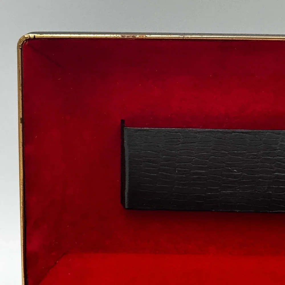 N/A vintage jewelry