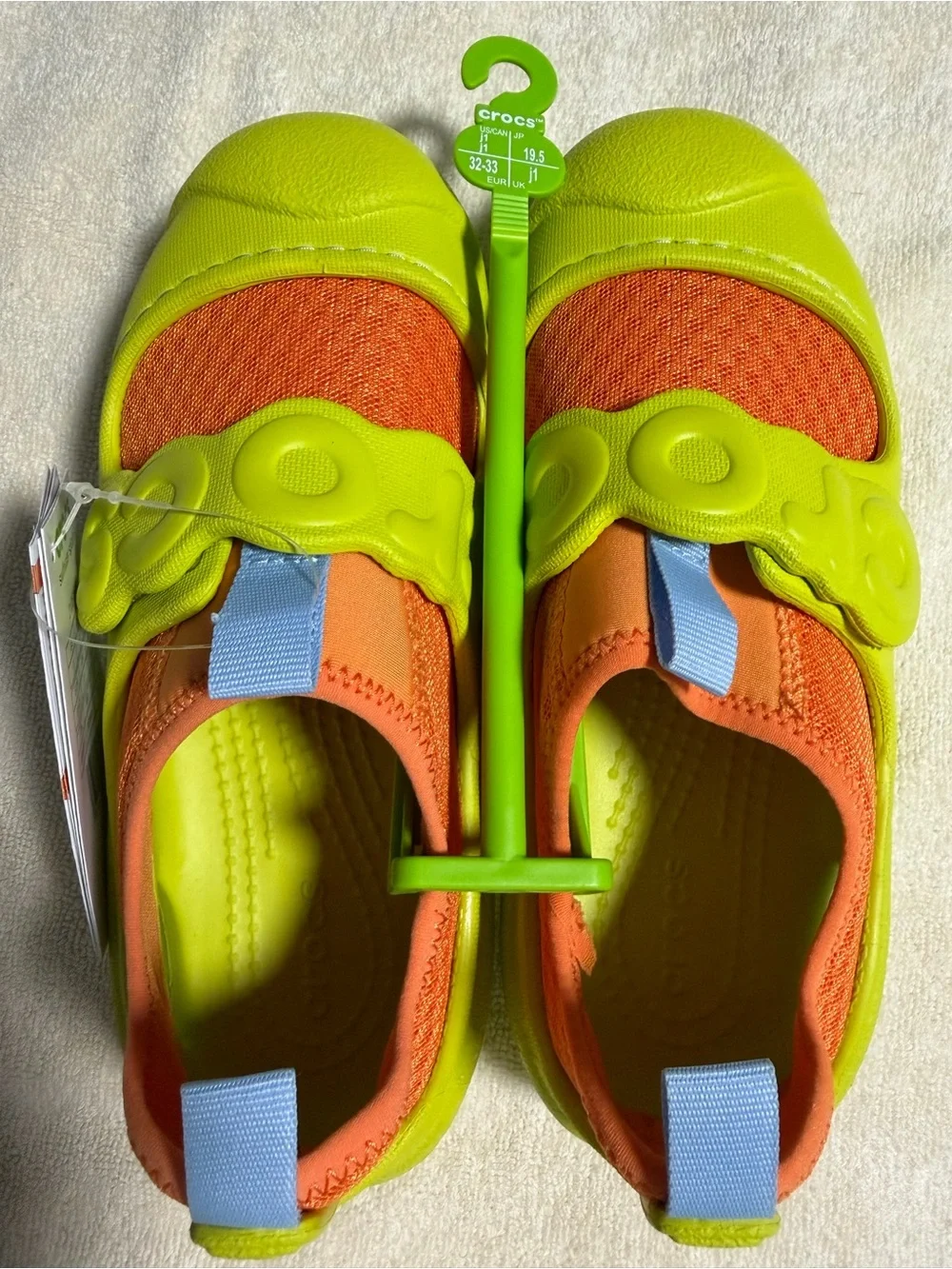CROCS new tags