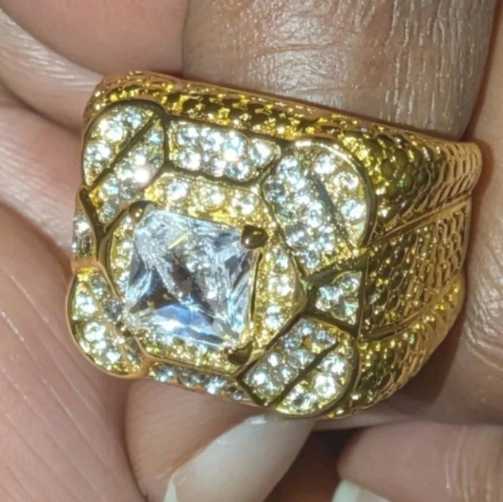 boutique stunning gold