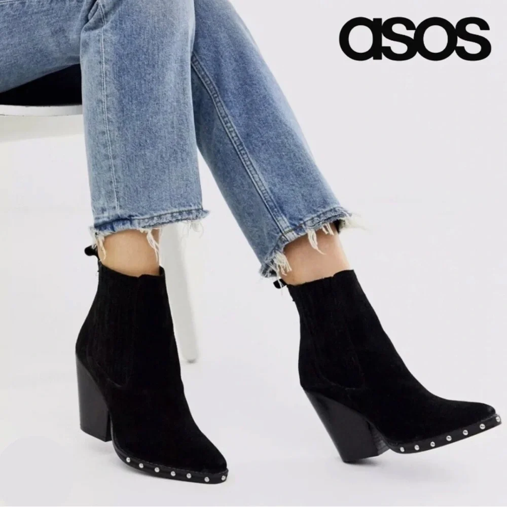 ASOS design black