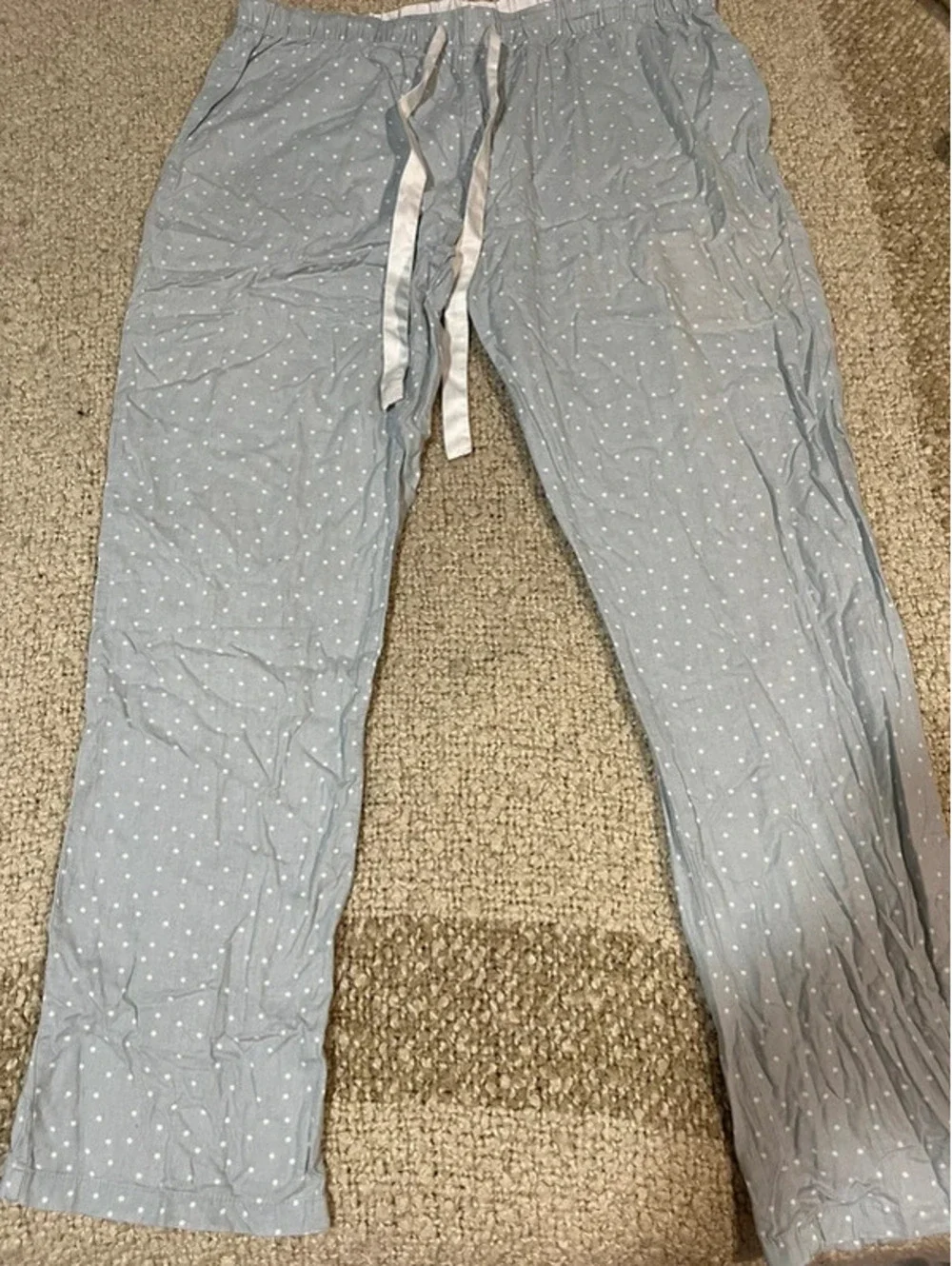 Gilligan & O’Malley woman sleepwear pajama pants M grey white poco dots
