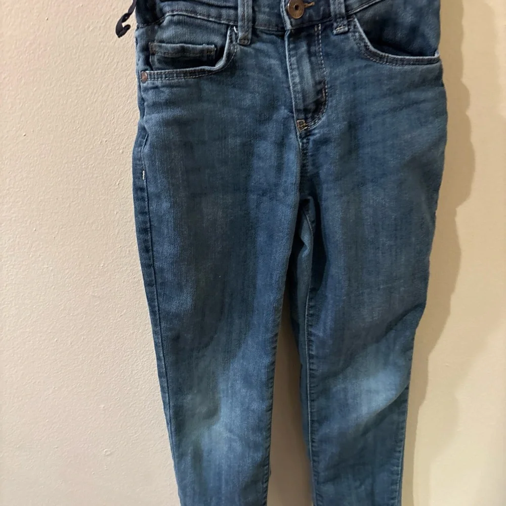 OshKosh B'gosh Girls Cropped Blue Jeans