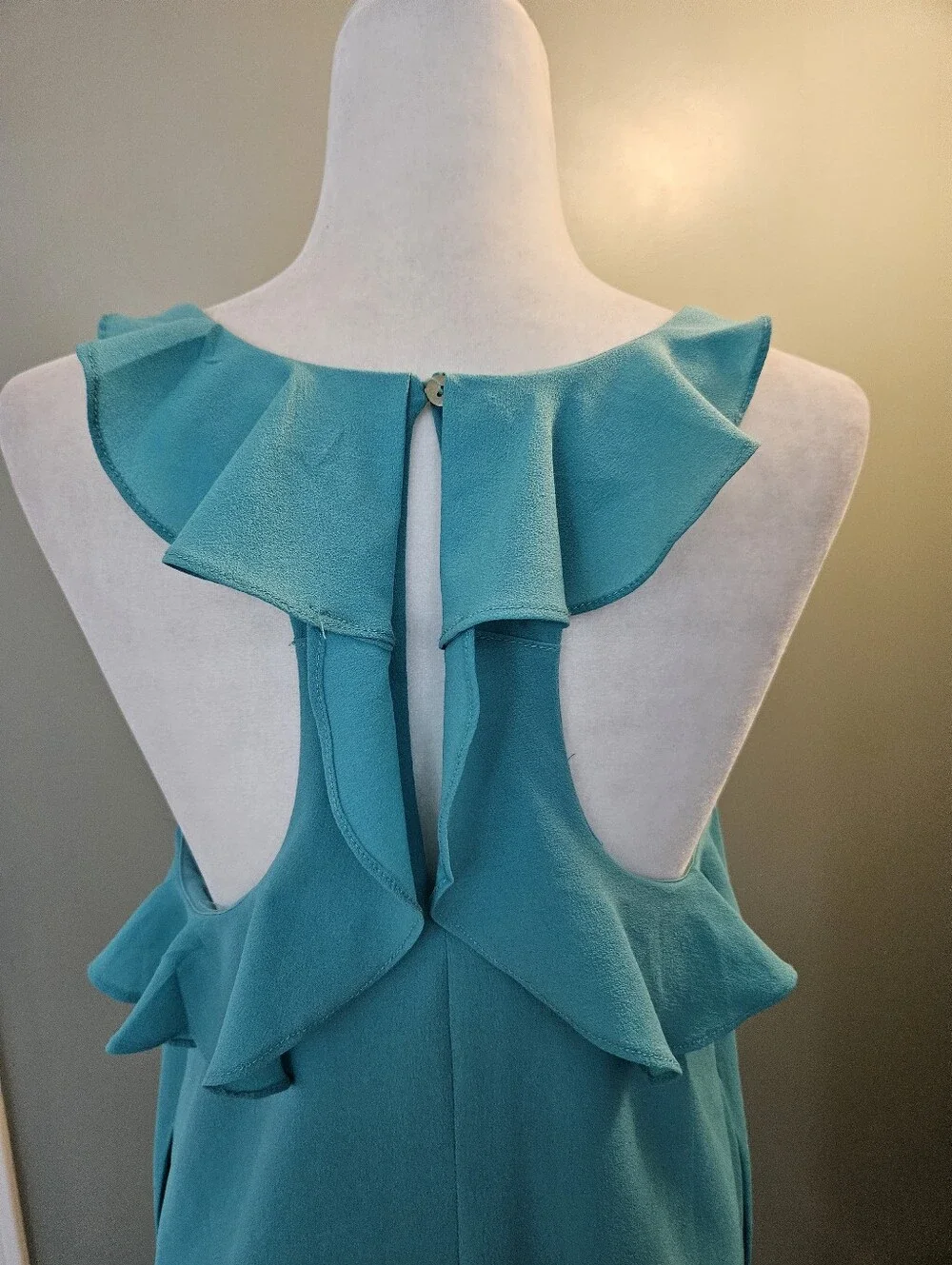 entro sleek sleeveless