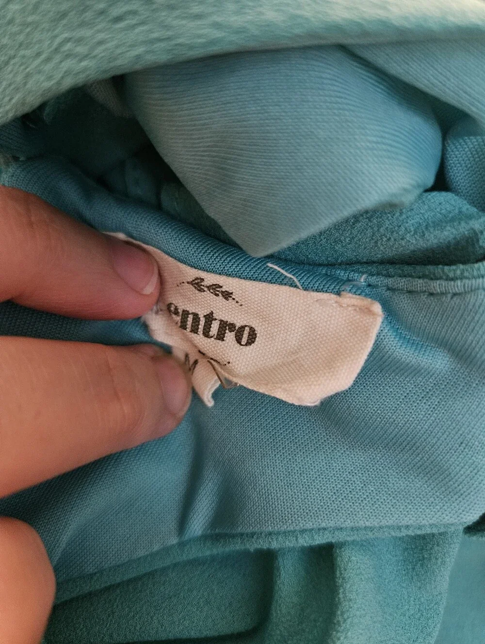 entro sleek sleeveless