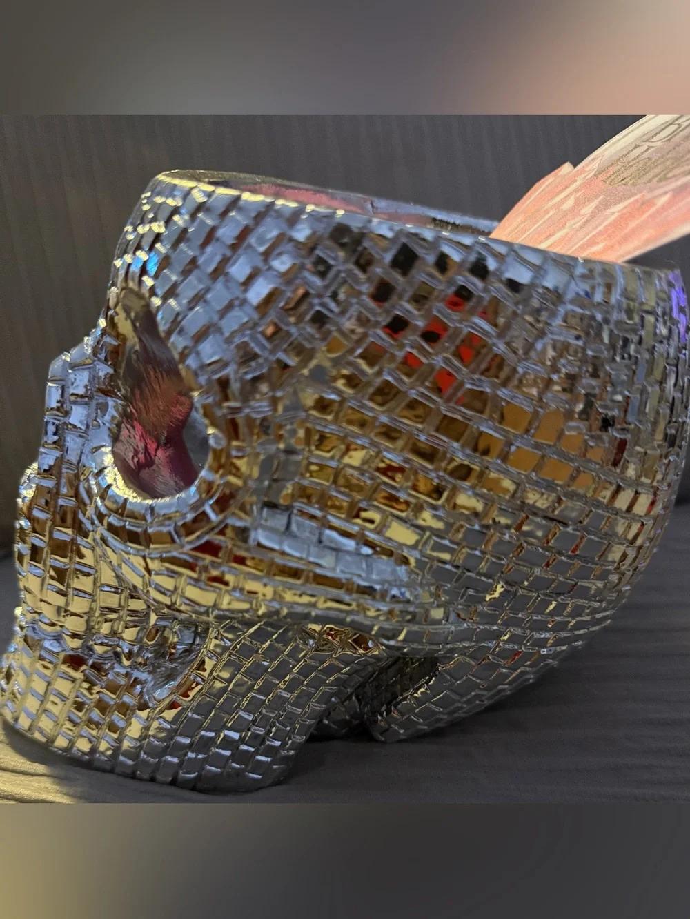 N/A stylish silver