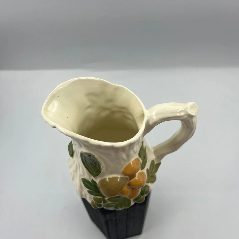 N/A vintage ceramic