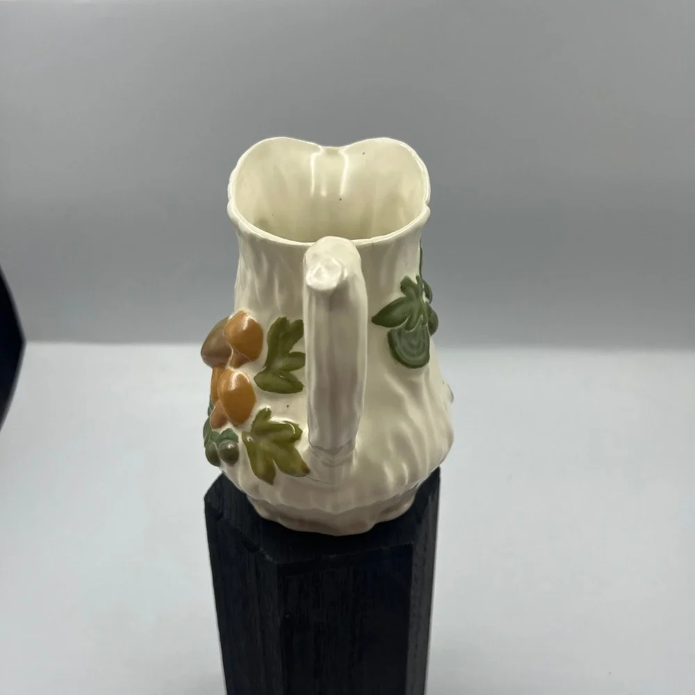 N/A vintage ceramic