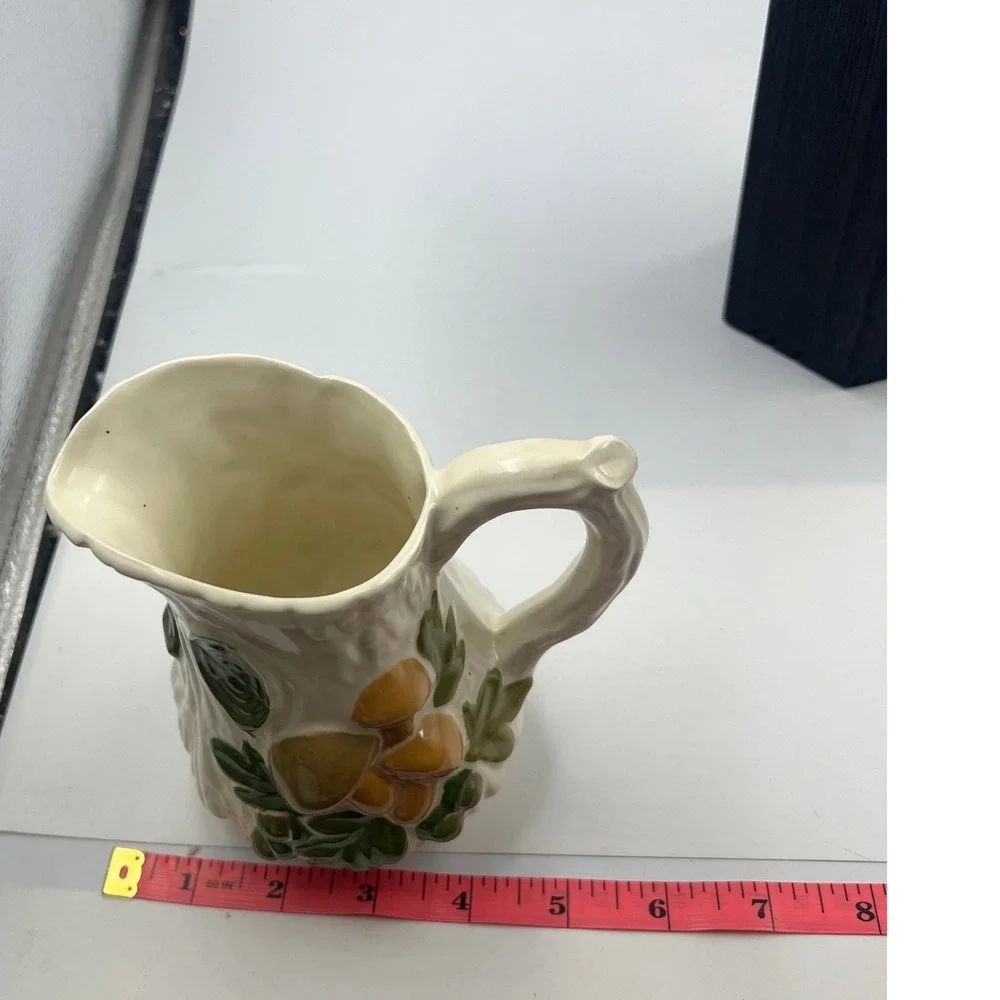 N/A vintage ceramic