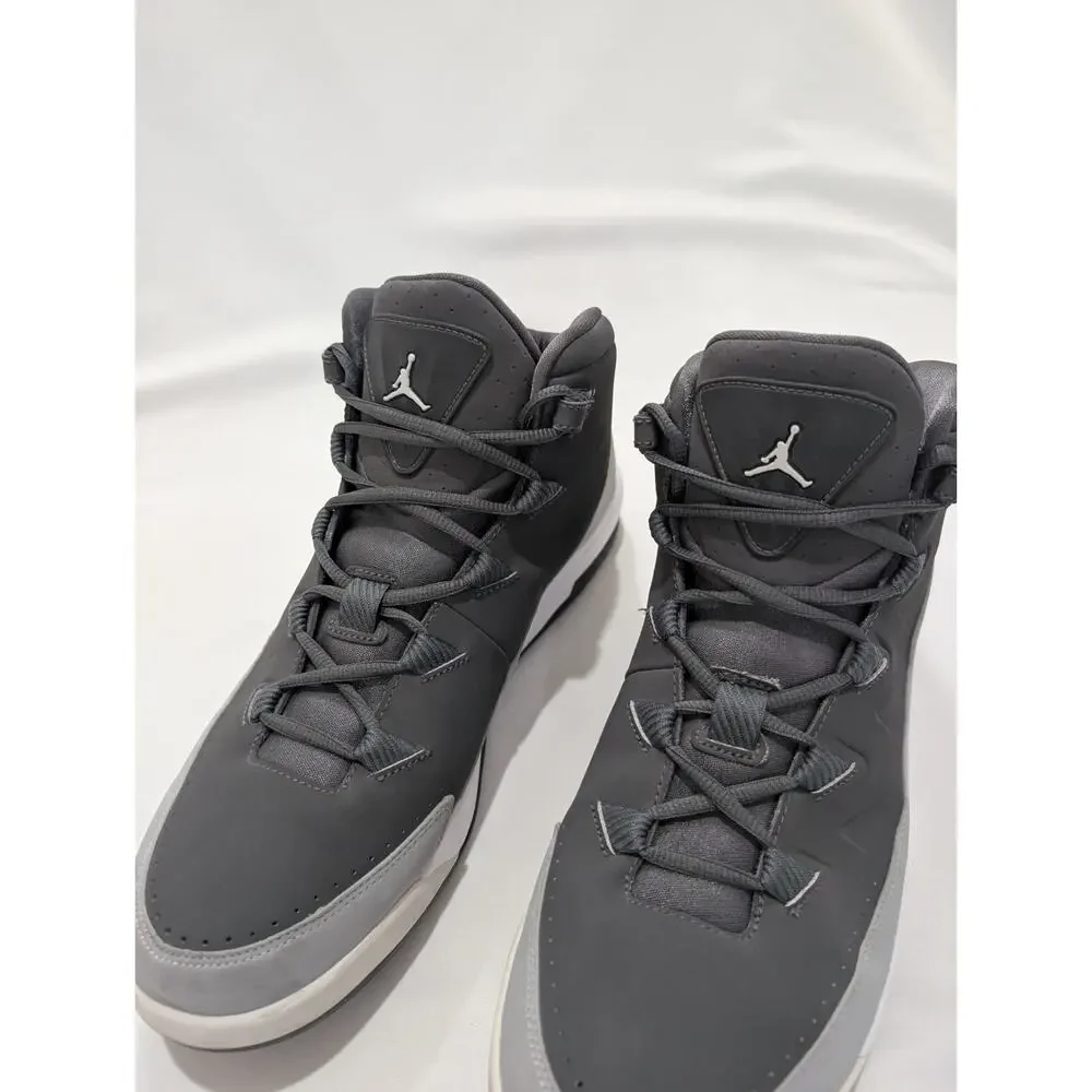 Jordan air deluxe