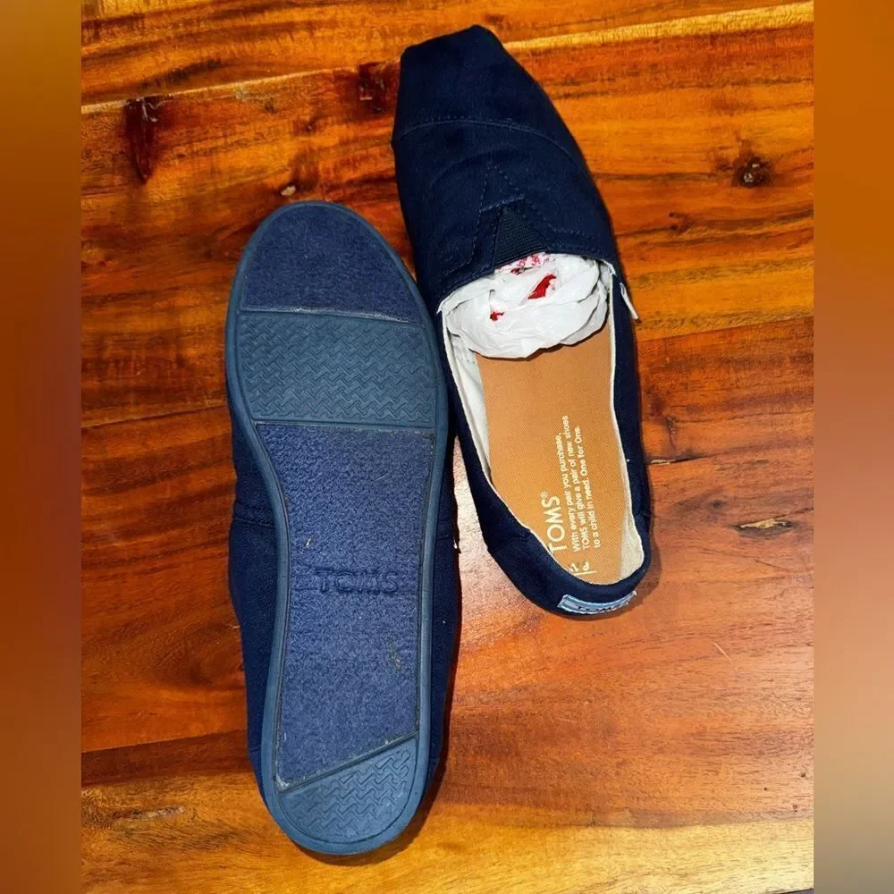 Authentic Tom's TOMS NAVY CANVAS WOMEN'S CLASSIC COMFORT SHOES sz women’s 9