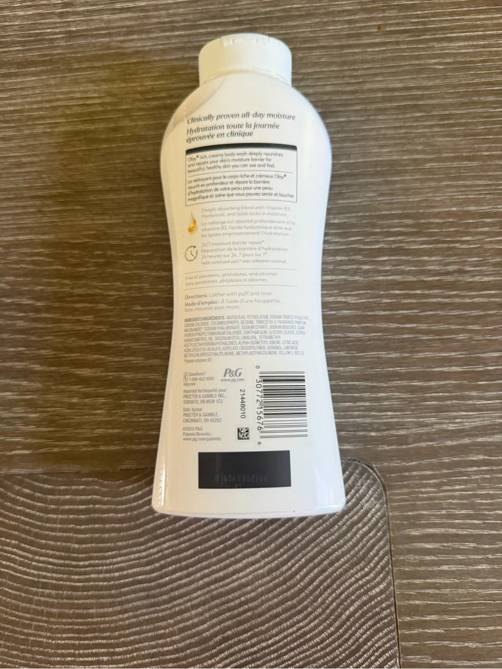 OLAY hydrating body