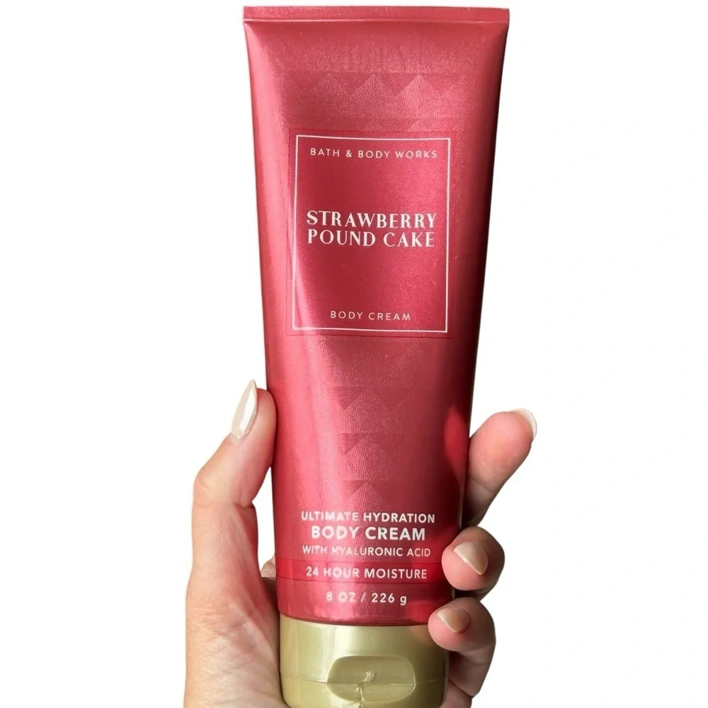 Bath & Body Works Strawberry Pound Cake Body Cream 8 oz