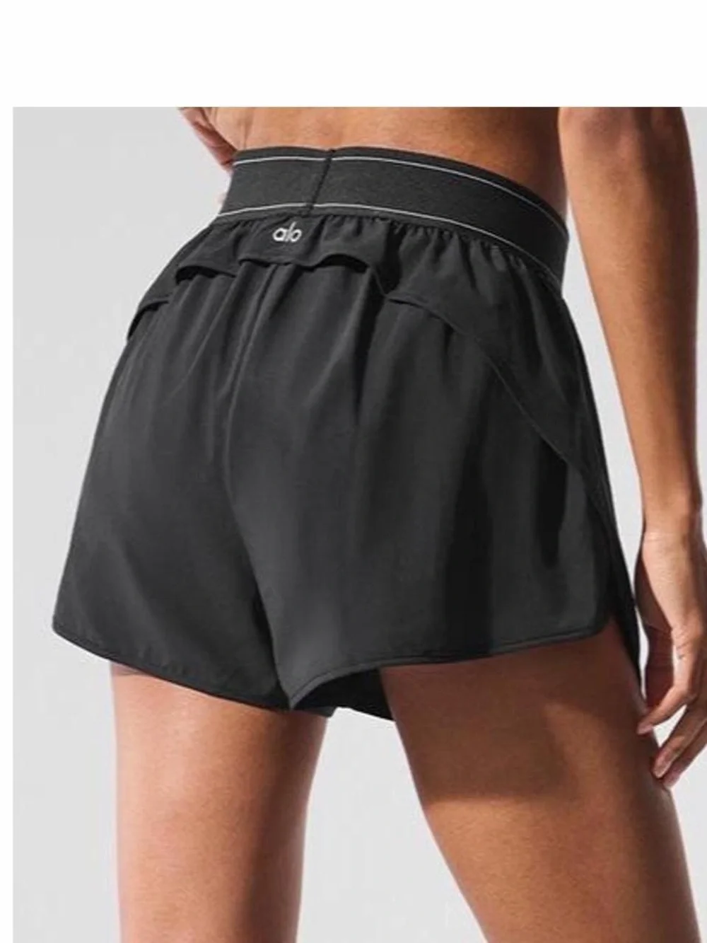 ALO Yoga lightweight athletic
