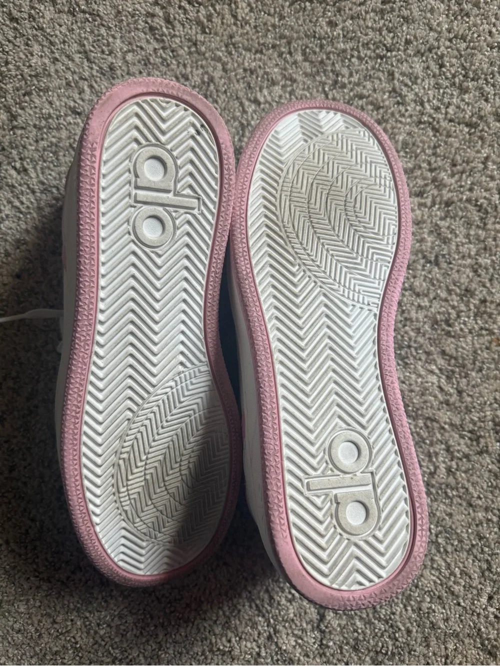 ALO Yoga comfortable women’s
