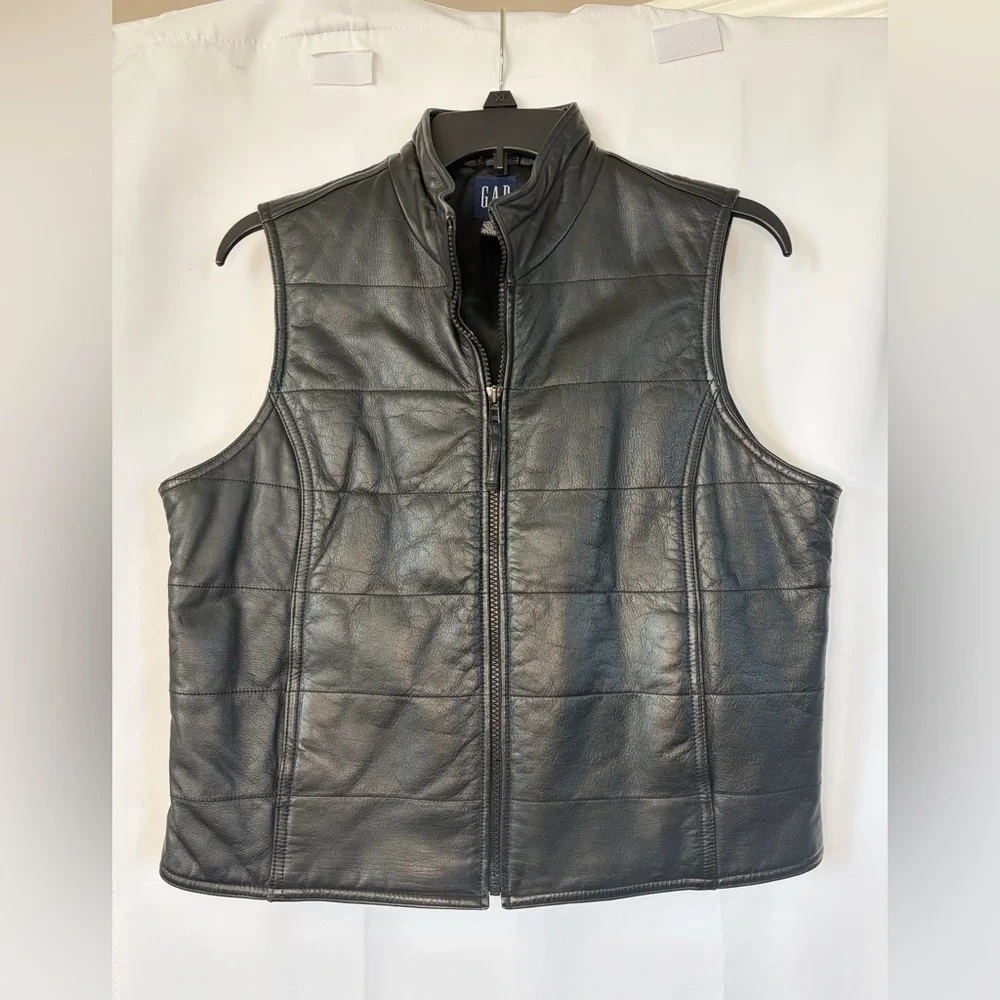 Gap Black Leather quilted zipped vest Vintage Y2K size‎ medium