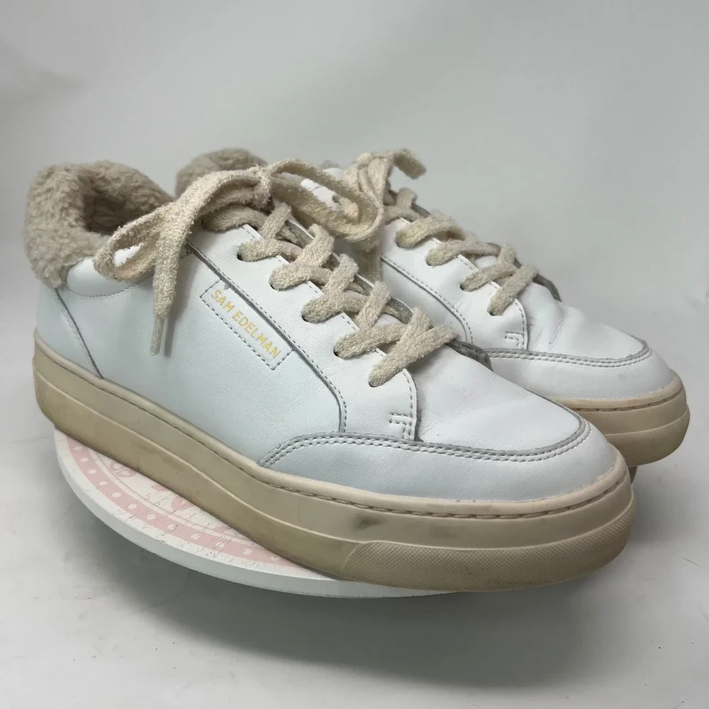 Sam Edelman embrace cozy