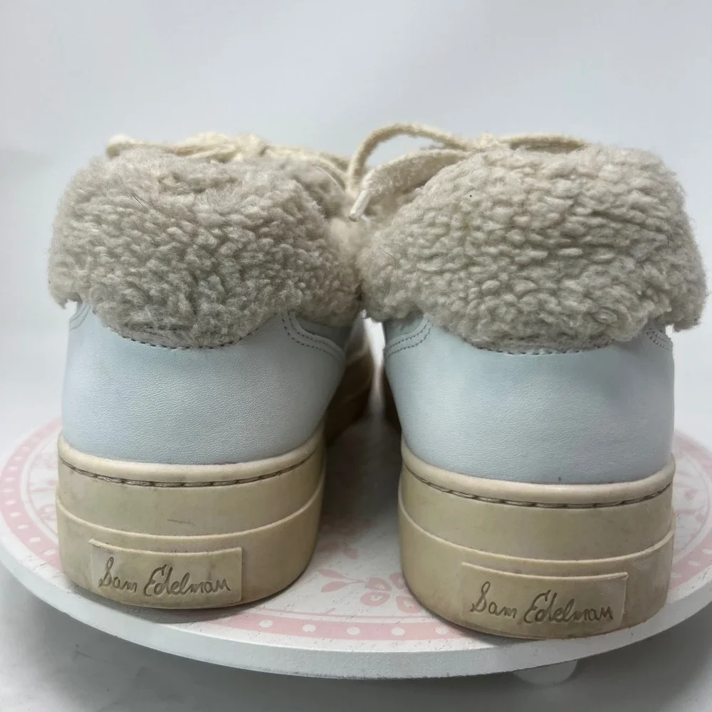 Sam Edelman embrace cozy