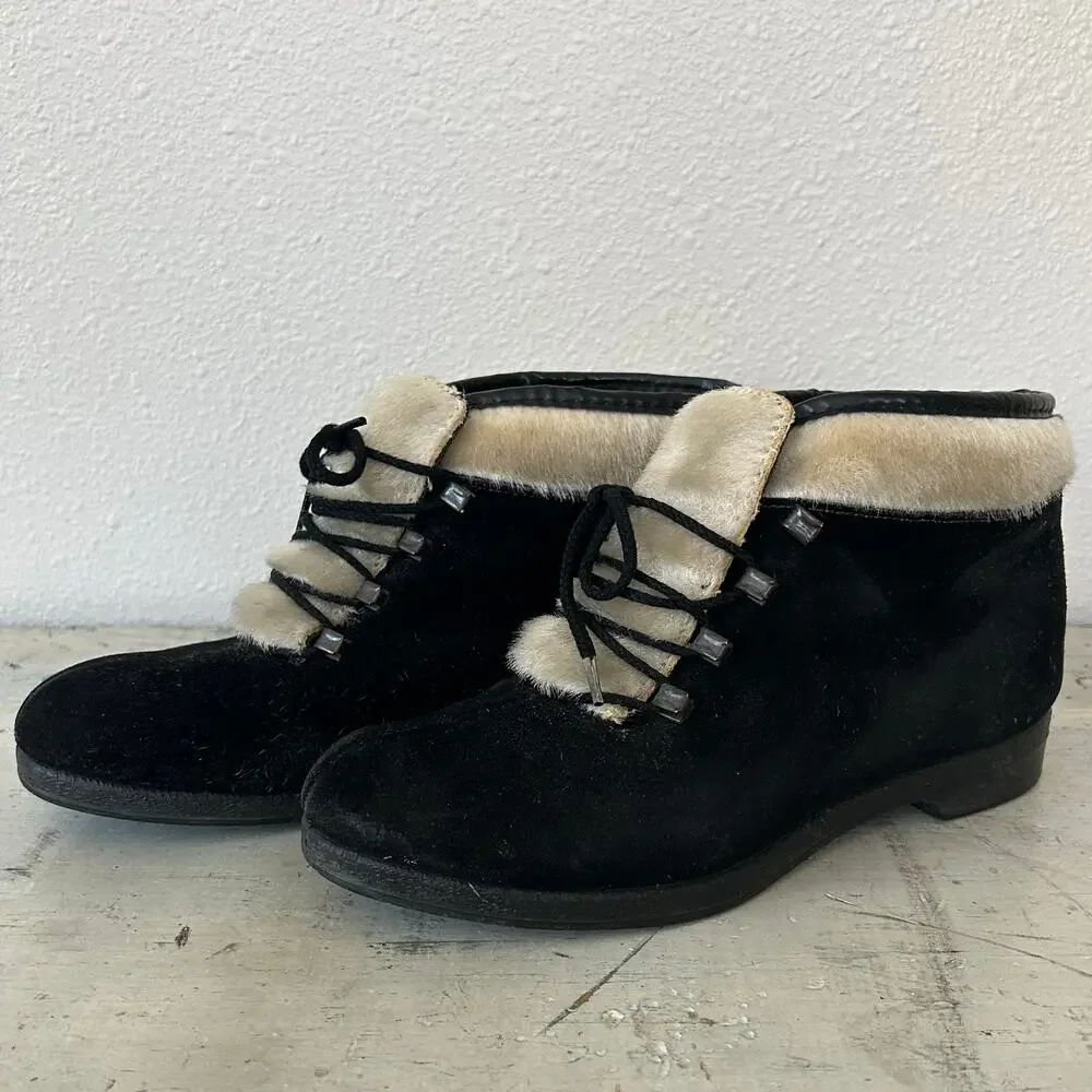 Vintage cozy yodelers