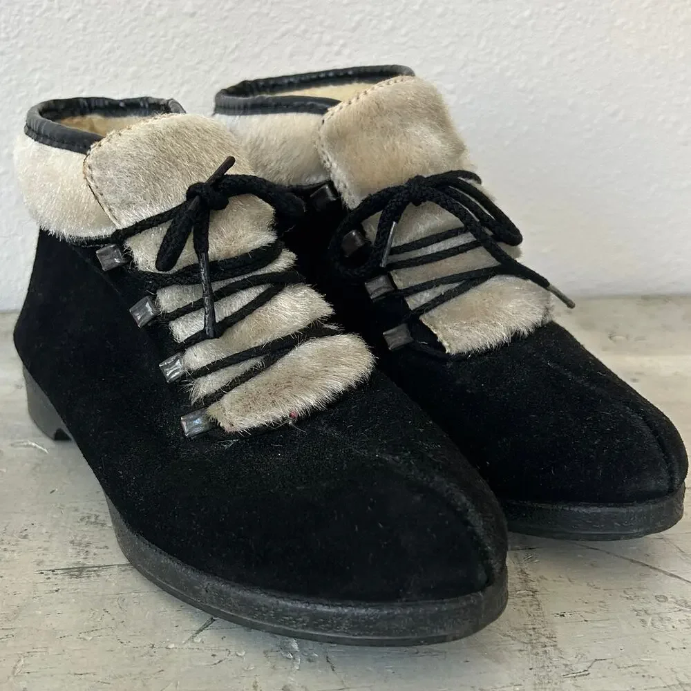 Vintage cozy yodelers