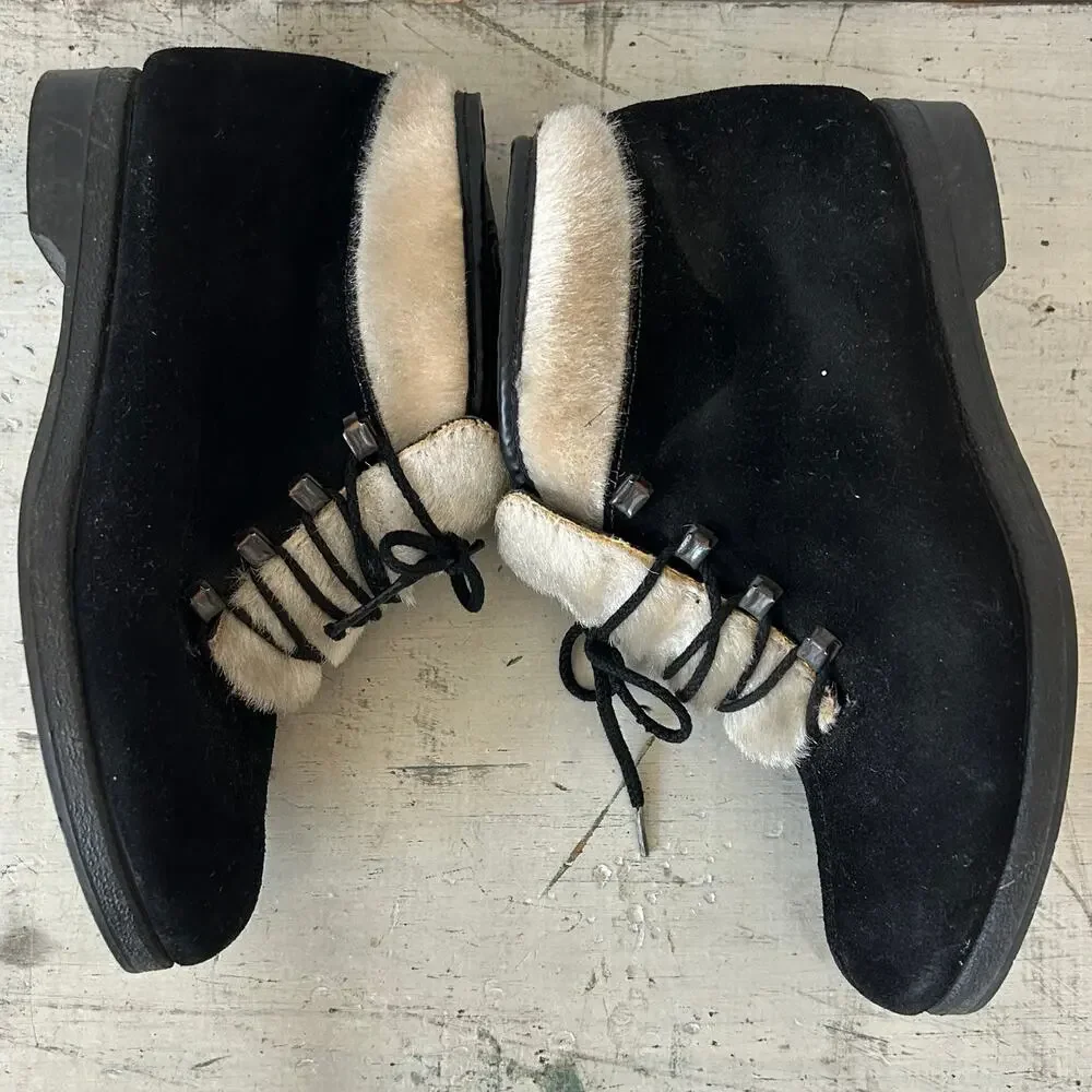 Vintage cozy yodelers