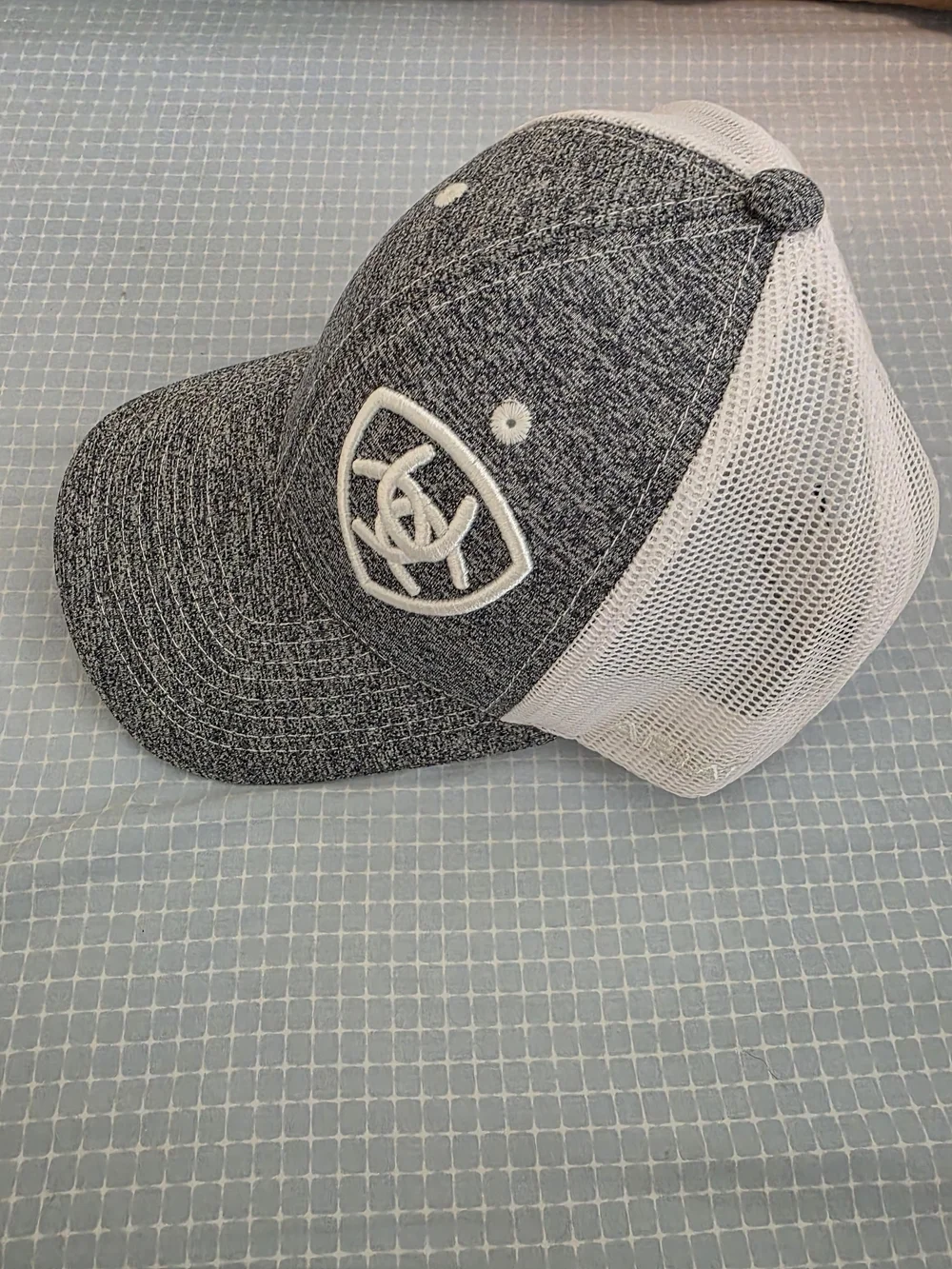 Ariat marled gray