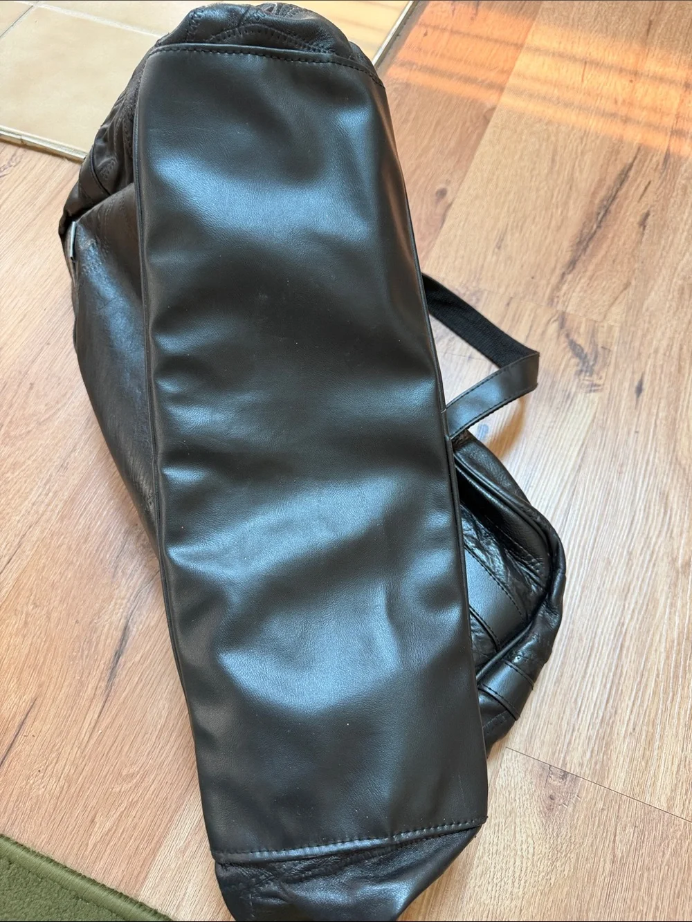 N/A stylish black